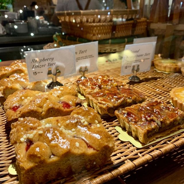 Lisette’s…you won’t regret! ❤️🤩