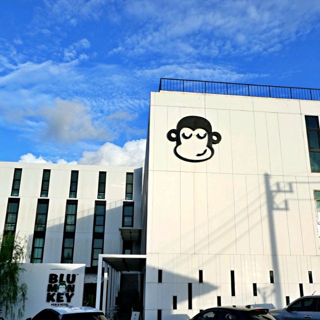 Blu Monkey Hub & Hotel Ranong