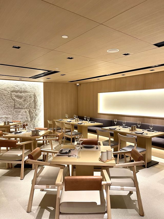 香港灣仔酒店超值午巿套餐-TANGRAM