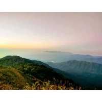 ยอดดอยผ้าห่มปก ความสูงที่ 2285เมตร⛰️🌥️