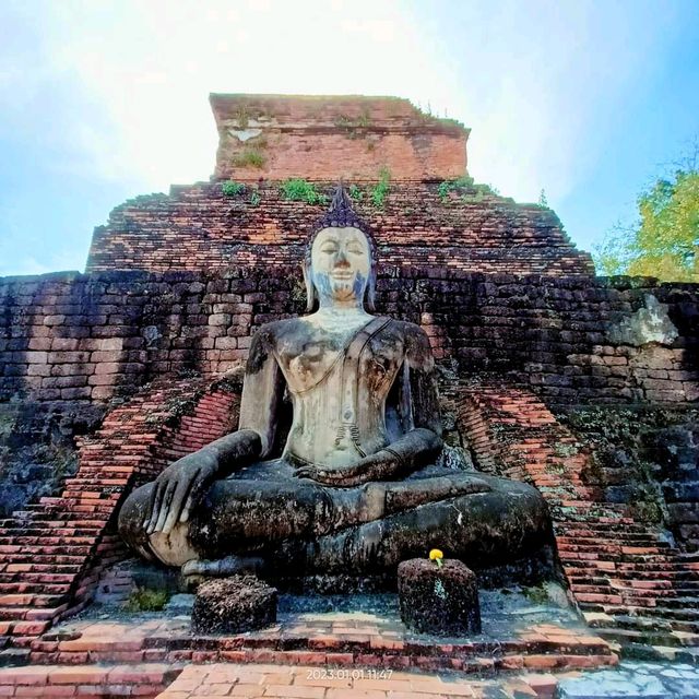 เที่ยวชมอุทยานประวัติศาสตร์สุโขทัย