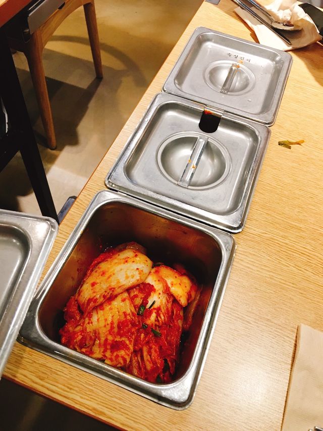 韓國必吃美食之一🇰🇷神仙雪濃湯🍲Sinseon Seolnongtang 신촌설렁탕 압구정역점