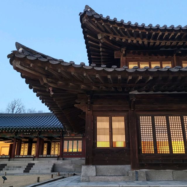 현재와 미래가 만나는 전시
