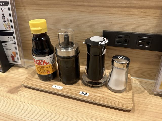 福岡・博多。松浦産のアジが食べ放題の定食アリ。博多駅地下グルメ『山陽食堂 博多駅地下街店』