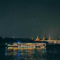 ห้องอาหาร Ton Makok (ริมแม่น้ำเจ้าพระยา)