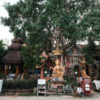 วัดโลกโมฬี