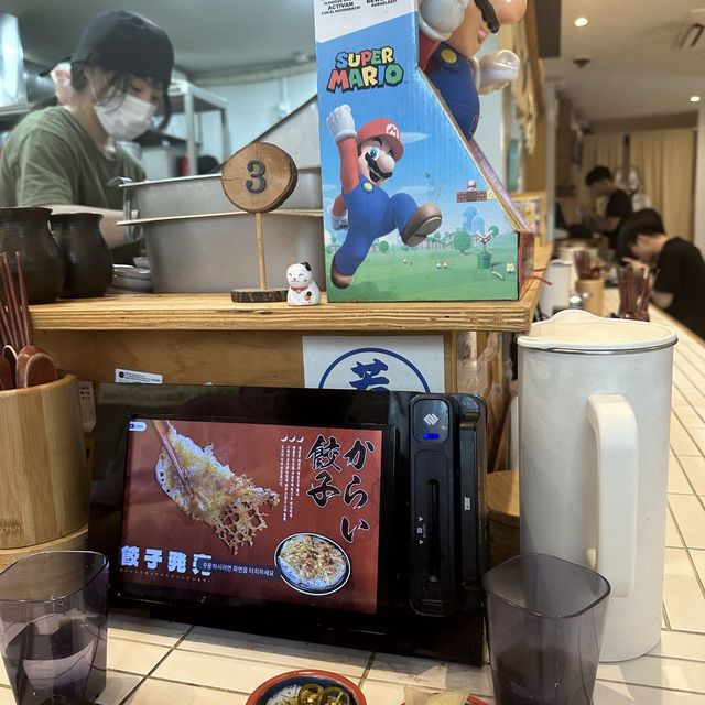 넓적우동이 맛있는 행리단길 맛집 [요미우돈교자]