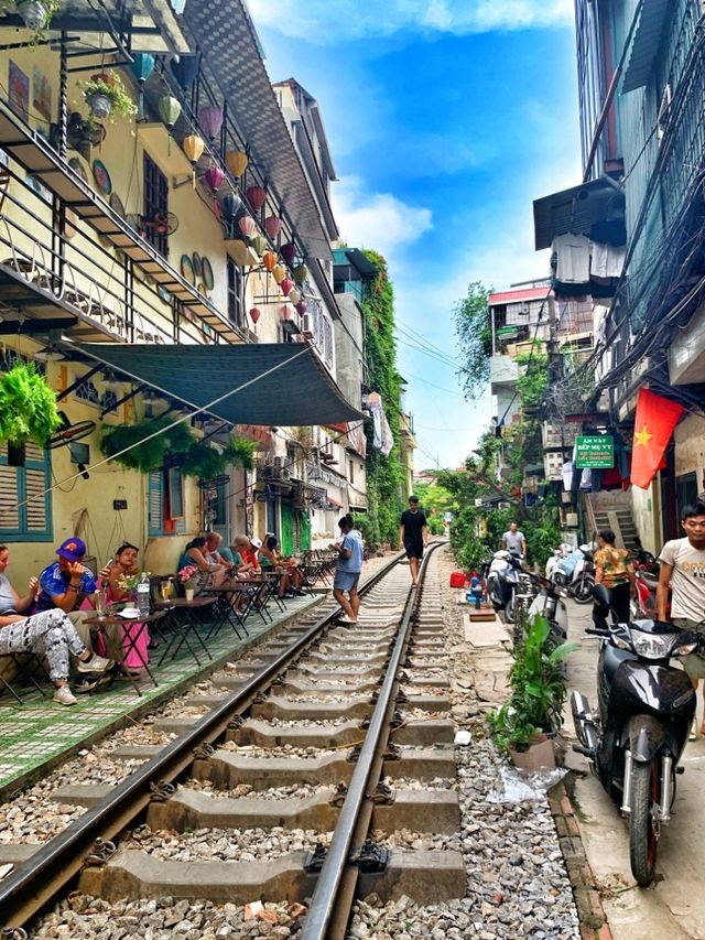 ⚠️⛔️On the most dangerous street in Hanoi⚠️⛔️