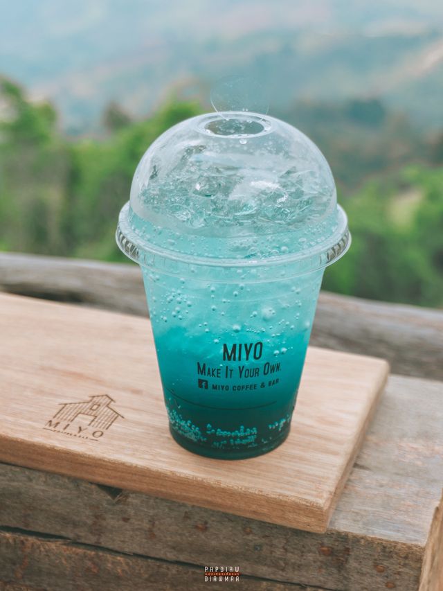 คาเฟ่บนดอยช้างสไตล์โรงนาวิวสวยบรรยากาศดีอาหารอร่อย