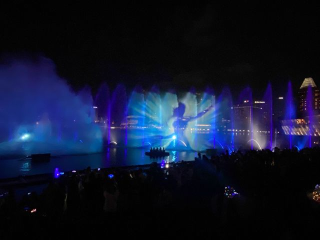 Frozen water show at MBS 