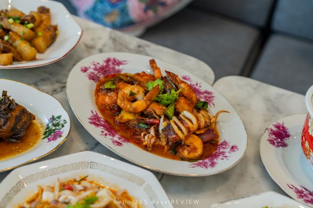 Zama Krabi Local Southern Thai Chinese Cusine 