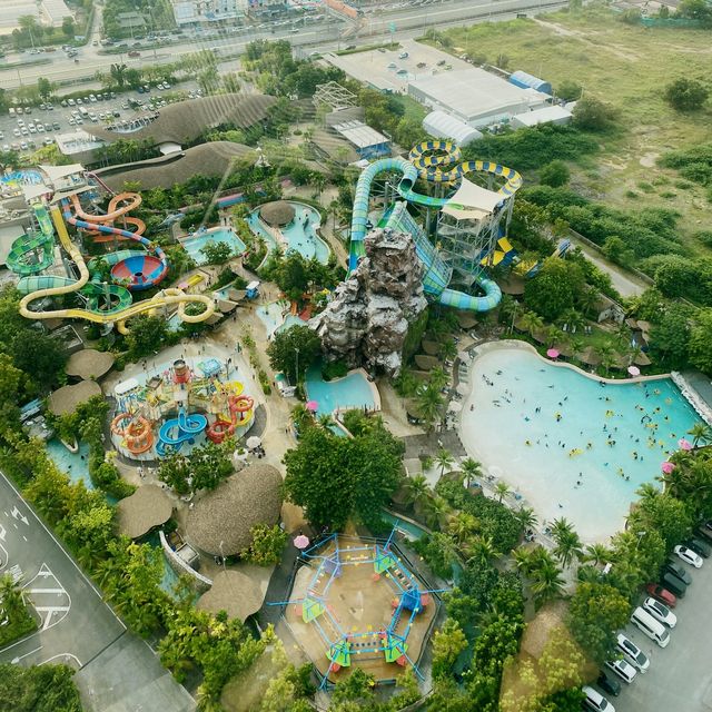 สนุกไม่รู้ลืมที่ สวนน้ำวานานาวา หัวหิน