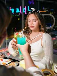 ลากแฟนไปนอนริมหาดจอมเทียนต่อด้วยดินเนอร์บนRooftopปังๆ