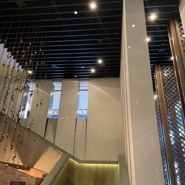 The luxurious lobby of Silk Place Tainan