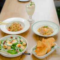 ร้านอาหารในสวนหน้าบ้าน จังหวัด นราธิวาส💐