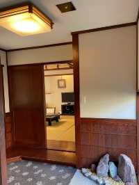 一泊2食付き！部屋に温泉付きなのに土日で1人25000円から！？コスパ最強熱海の老舗旅館！