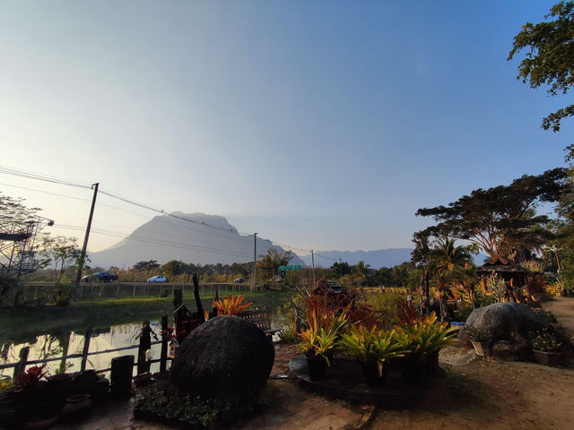 ร้านอาหารท่ามกลางบรรยากาศ ดอยหลวงเชียงดาว
