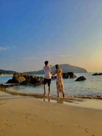 【三重/秘密のビーチ】透明度抜群✨地元民しか知らない。秘密のビーチ🏖️夕日もこんなに綺麗です！！