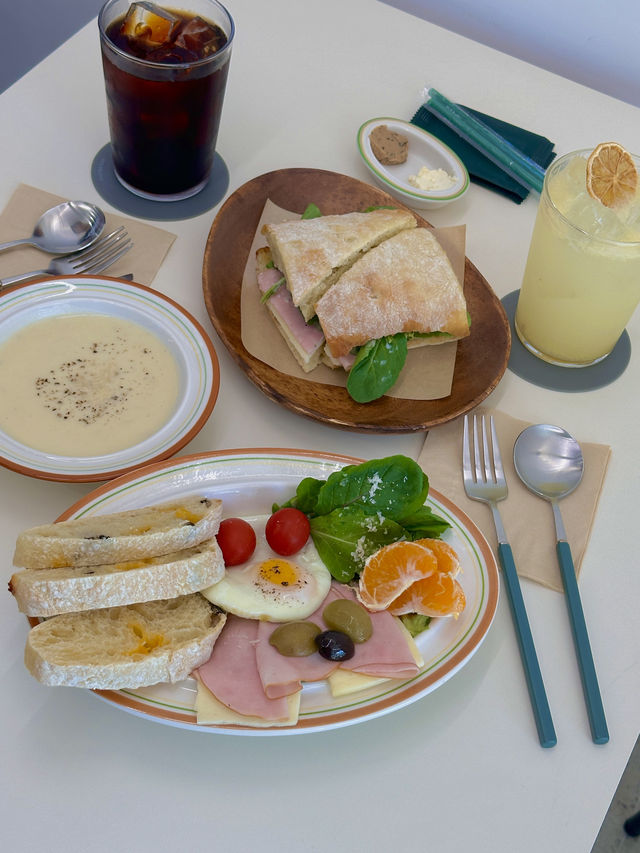 아야진해변 근처 그리너리한 브런치카페 🍳🥯🌿