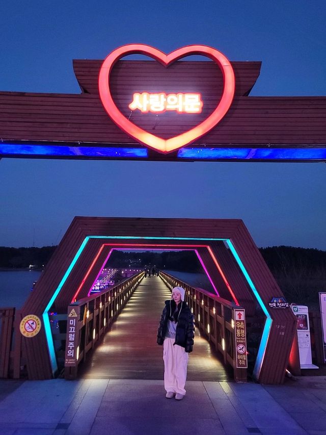 군산 야경즐기기 좋은 호수공원✨️