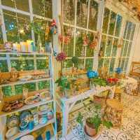  ปาฎีคาเฟ่ คาเฟ่ในสวนดอกไม้ สไตล์ยุโรป ระยอง