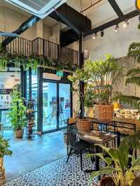 Knots Cafe & Living (Pasir Panjang)