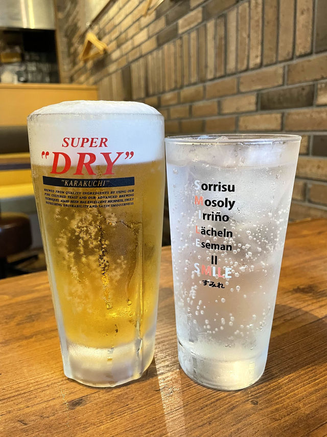 【やきとり家すみれ所沢店/埼玉県】赤ワインの「こぼれ」なんて見たことない！