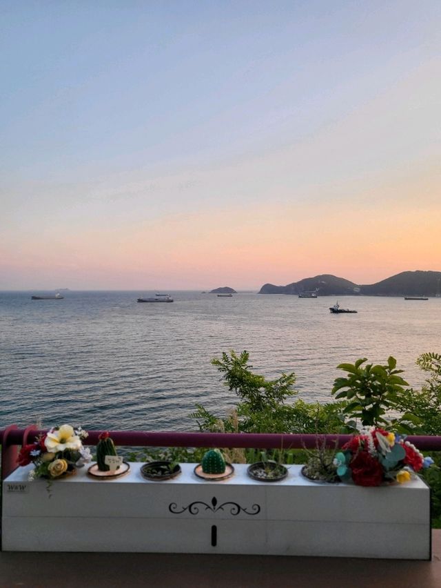 조용하고 한적했던 흰여울문화마을의 일몰🧡