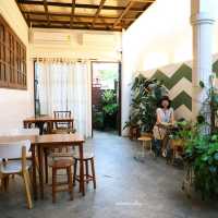 บ้านข้าวหนม คาเฟ่ขนมไทย ที่กิน ที่เที่ยว อยุธยา