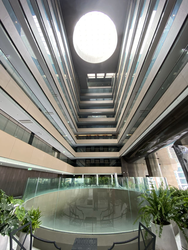 โรงแรมสุดหรู 6 ดาวย่านหลังสวน