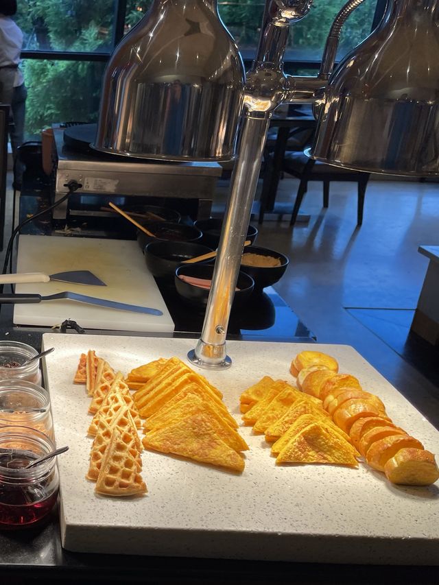 "成都晨間美食之旅：成都首座萬麗酒店的早餐饗宴"