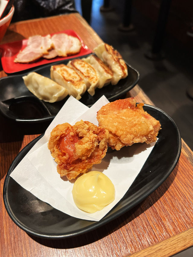 日本人開設正宗拉麵店🍜