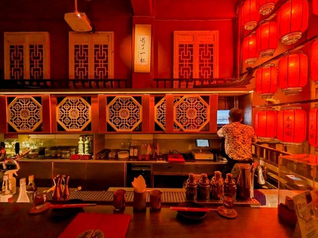 台中-結合宮廟文化與台灣山林的餐酒館：春光閣