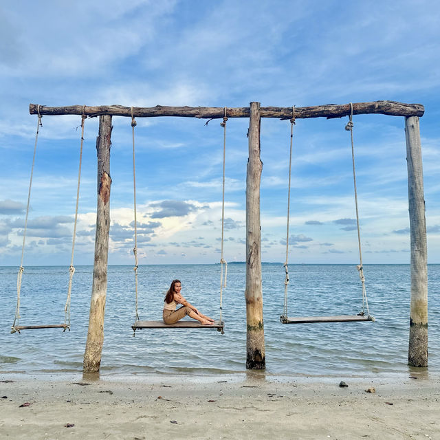 🏖️หาดน้ำแดง หาดลับที่ใครหลายคนอาจจะยังไม่รู้จักแห่