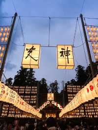 【滋賀】約1万個の提灯が灯される夏の風物詩