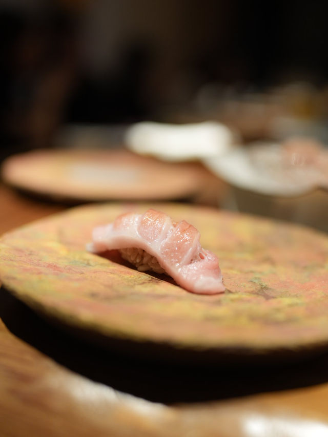不用花大錢，就能吃到頂級海鮮！2024 台北無菜單日本料理推薦：blu koi、一冠割烹