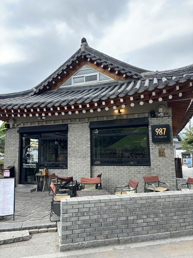 한옥 분위기의 황리단길 맛집 [987피자]🍕