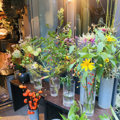THE LITTLE BAR OF FLOWERS (BAR) 花瓶 2 個 渋谷】THE LITTLE BAR OF FLOWERS - パルコ横にあるオシャレな花屋さん