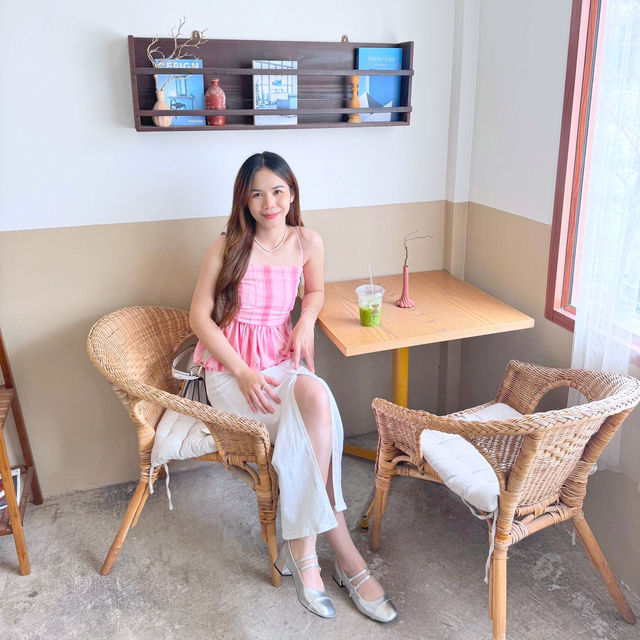 คาเฟ่มินิมอล โคราช