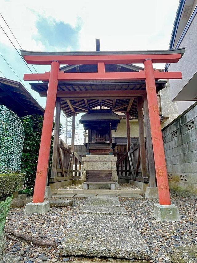 【東京都】もとは、松平薩摩守の邸内社