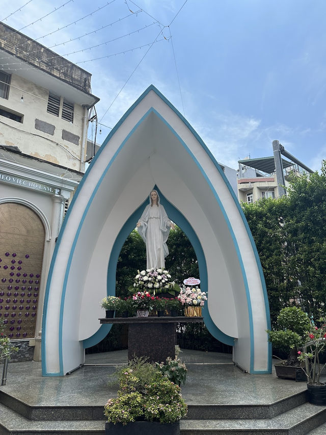 🛐🩷호치민 핑크성당(떤딘성당)