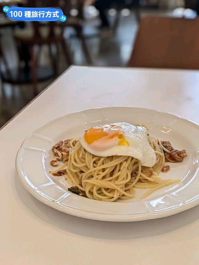台南-黑白大廚的橄欖油辣椒蒜片麵：自然熟義式蔬食