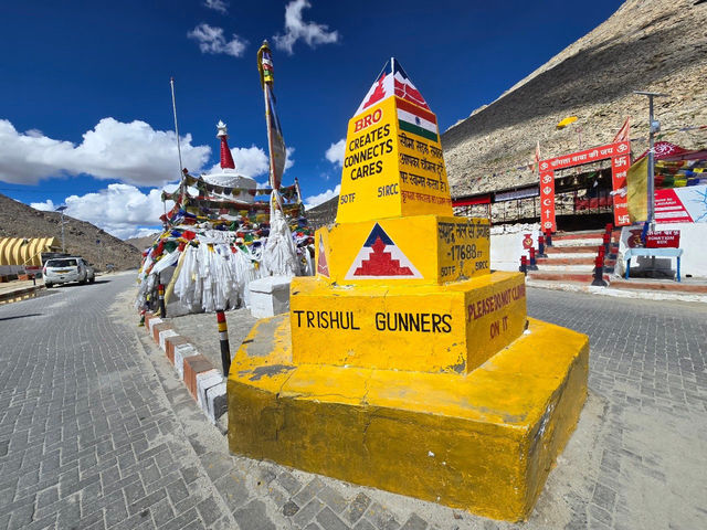 Changla pass ถนนที่สูงที่สุดความสูง 17,688 ฟุต🏍️