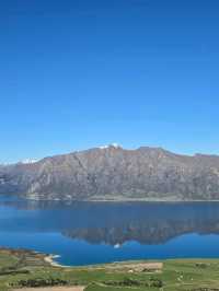 Isthmus Peak健行～湖泊乾淨得像面鏡子