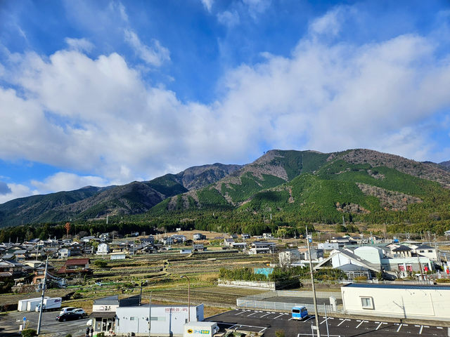 無盡美麗湖泊風景 – 滋賀縣琵琶湖山谷