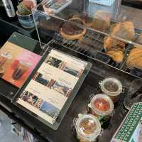 คาเฟ่ Rachel coffee and community @Cypress Lanes