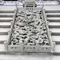 Baolun Temple at Ciqikou Ancient Town is a must-visit. 