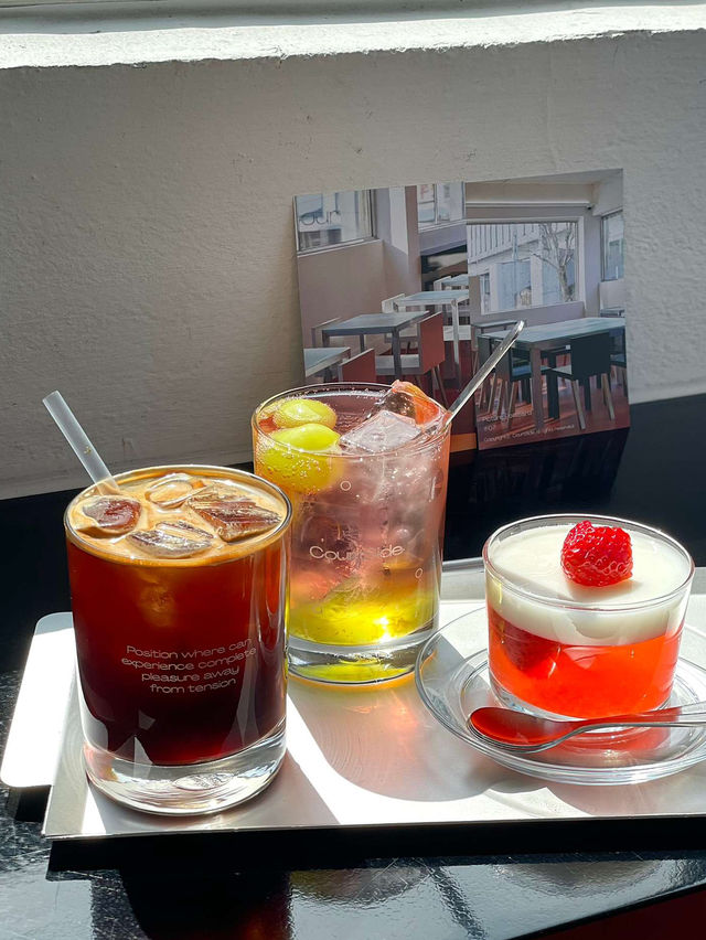 성수 코트사이드☕️🍒감각적인 매장