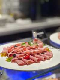 《六國酒店食Buffet慶生日》
