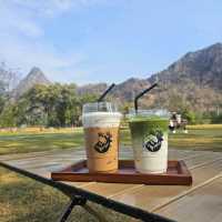 Hug Valley Cafe : เพชรบุรี